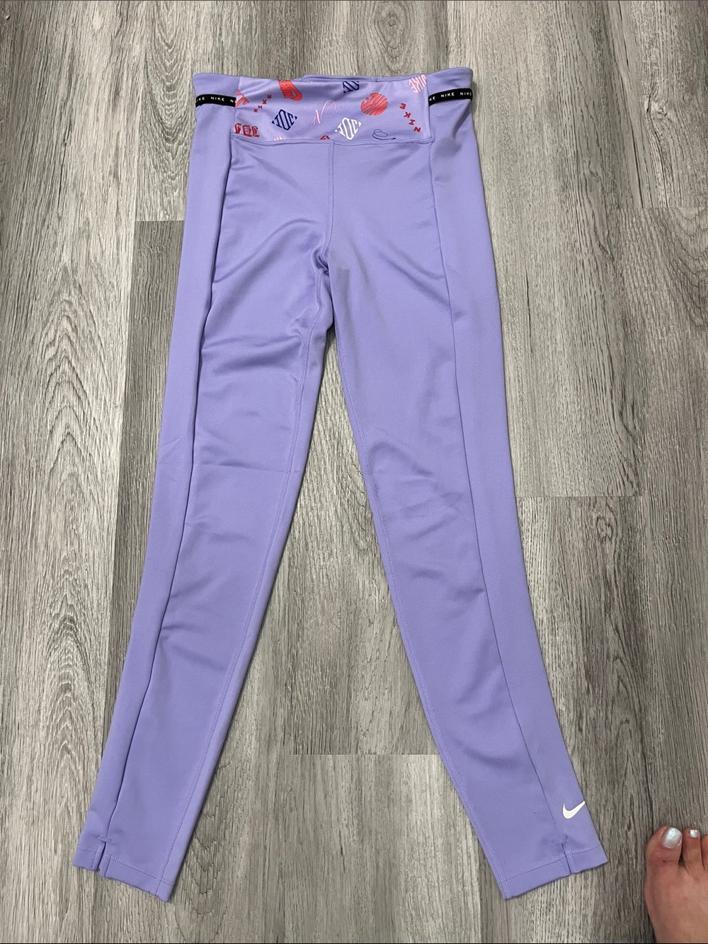 Nike Girls' Lavender Athletic Leggings with Printed Waistband
